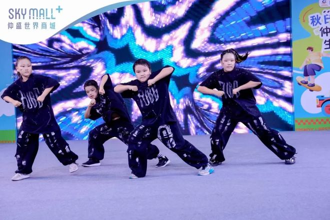 舞大赛暨“舞力全开”健身舞蹈赛圆满收官麻将胡了2游戏入口2025上海市健身排(图6)